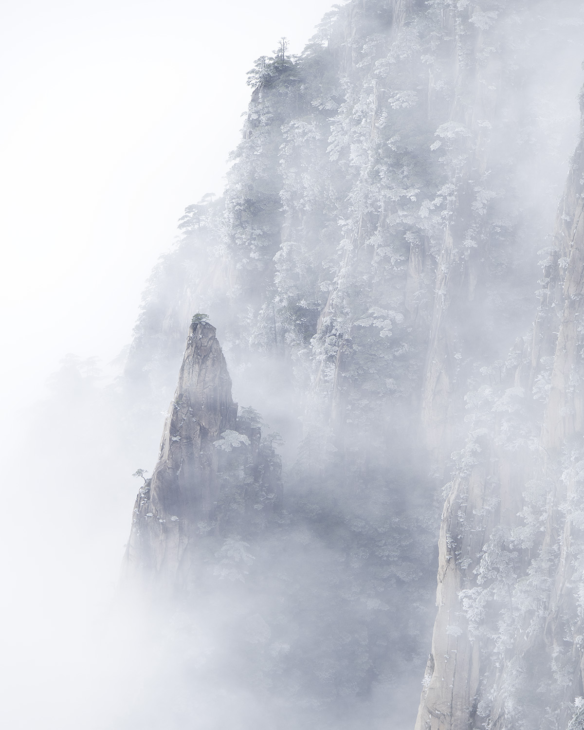 China Photo Tours to the Yellow Mountains in Wintertime
